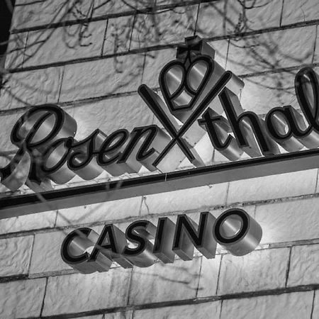 Hotel & Restaurant Rosenthal Casino เซลบ์ ภายนอก รูปภาพ
